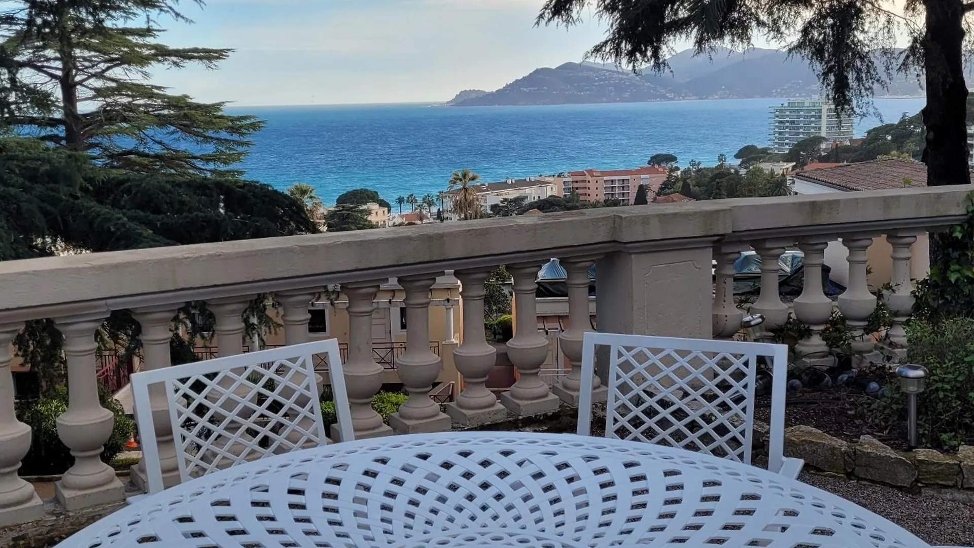 Apartment Appartement 3P Dans Maison Bourgeoise - 6 Personnes - Vue Mer - Parking Cannes