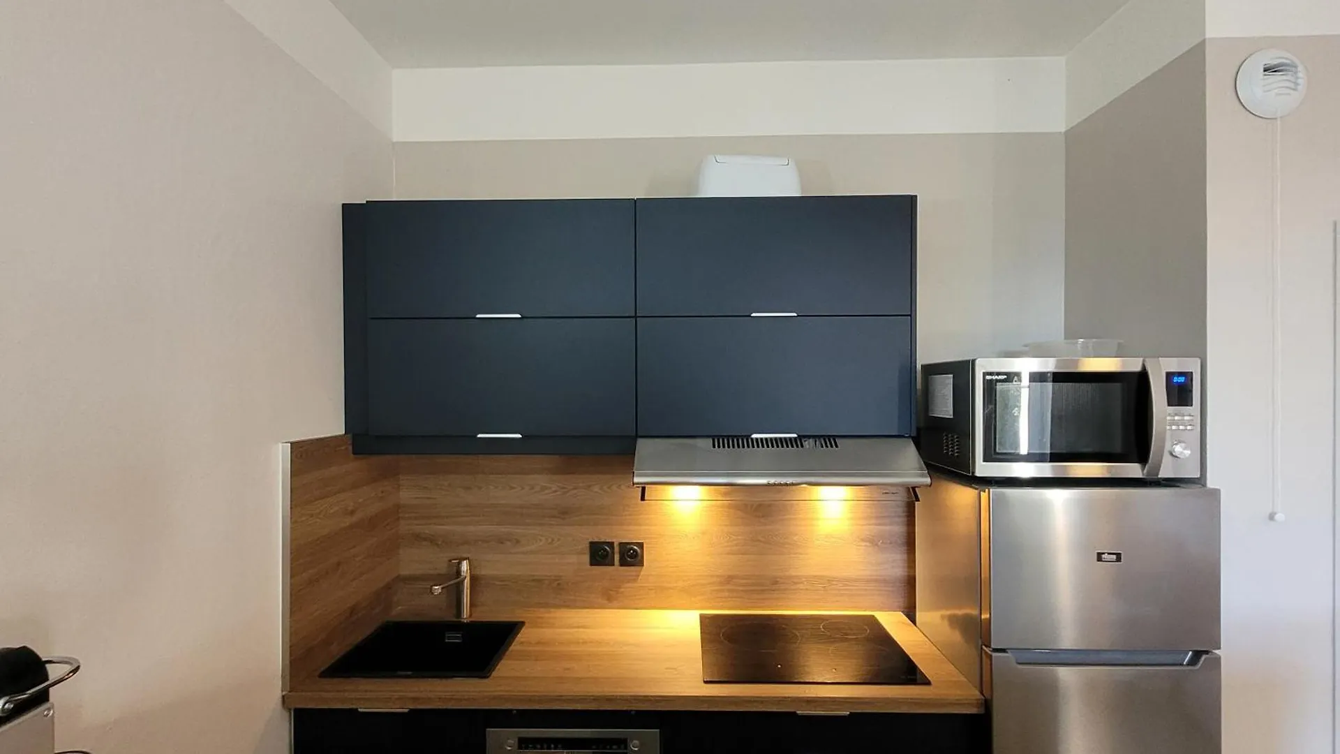 Apartment Appartement 3P Dans Maison Bourgeoise - 6 Personnes - Vue Mer - Parking Cannes